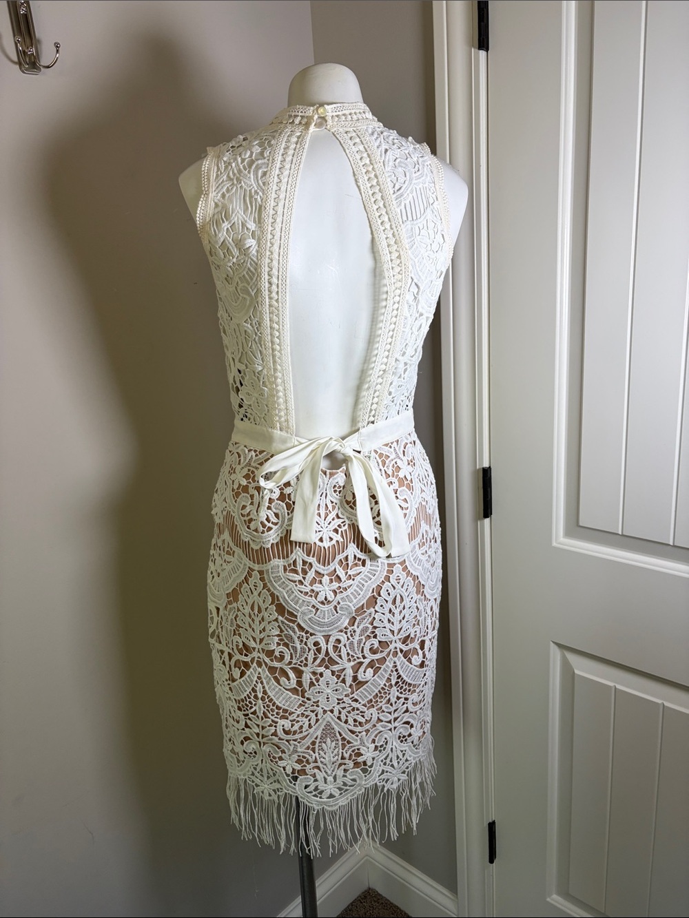 Saylor Marcella Flapper Dress White - Picture 9 of 16